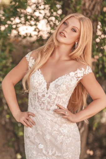Allure Bridals Regina #2 default Champagne/Ivory/Nude thumbnail