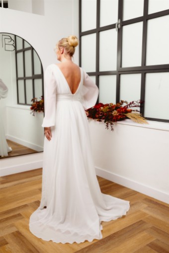Iconic Collection Nanette #6 default Ivory thumbnail