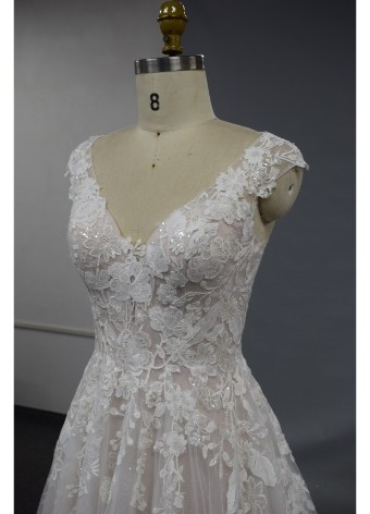 Iconic Collection Nola #2 Ivory/Sand/Nude thumbnail