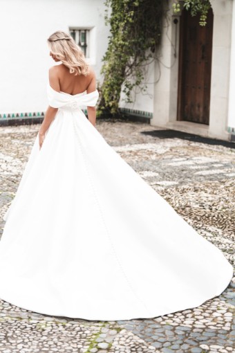 Allure Bridals Faye #2 Ivory thumbnail