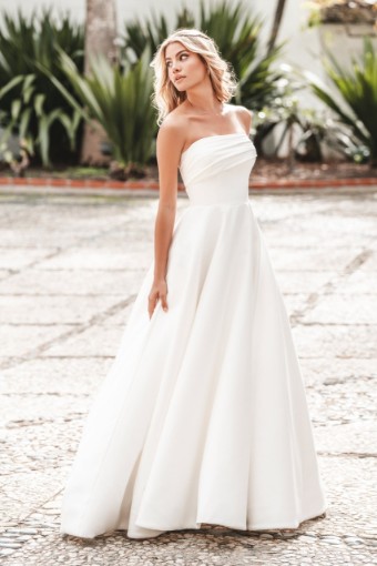 Allure Bridals Faye #1 Ivory thumbnail
