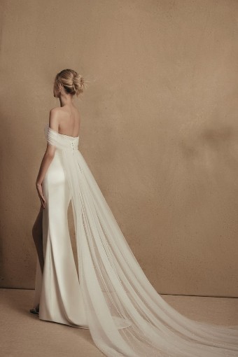 Iconic Collection Michelle #2 Ivory thumbnail