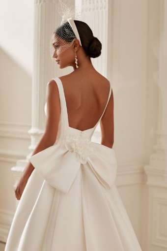 Ellis Bridals Florence #1 Ivory thumbnail