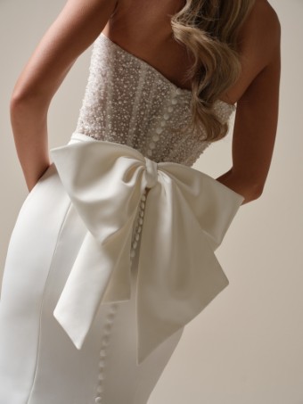 Rebecca Ingram Heyda #6 default Ivory (gown with Natural Illusion) thumbnail