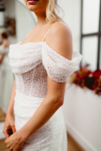 Iconic Collection Wynn #2 Ivory thumbnail
