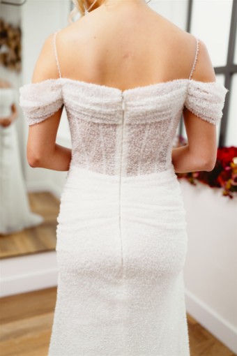 Iconic Collection Wynn #3 Ivory thumbnail