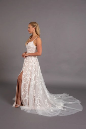 Iconic Collection Walker #1 Ivory/Nude thumbnail