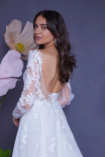 Iconic Collection West #1 Ivory thumbnail