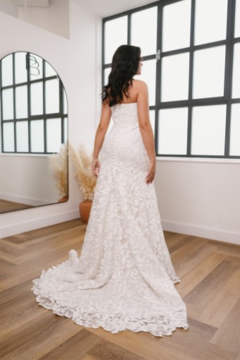 Iconic Collection Harper #3 default Ivory/Shell thumbnail