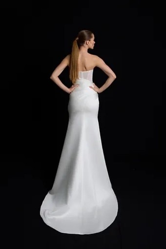 Iconic Collection Hallie #4 Ivory thumbnail