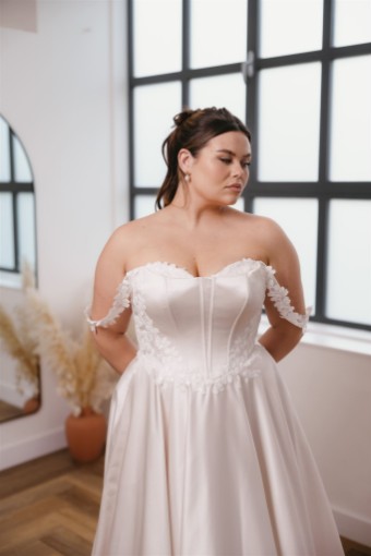 Iconic Collection Maya #1 default Ivory/Shell thumbnail
