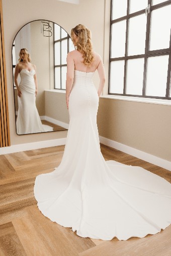 Iconic Collection Saffron #3 Ivory thumbnail