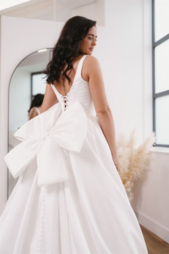 Iconic Collection Selby #3 Ivory thumbnail