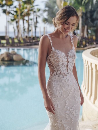 Enzoani Susan #2 Ivory/Sand/Nude thumbnail