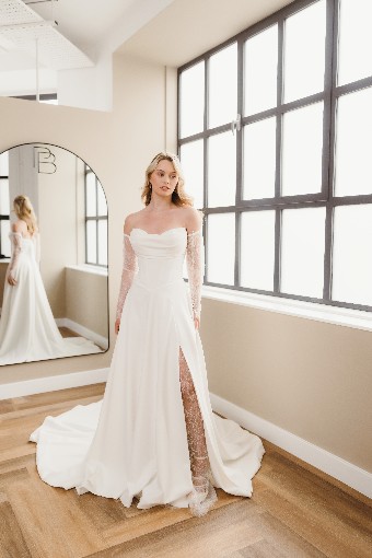 Iconic Collection Serena #1 Ivory thumbnail