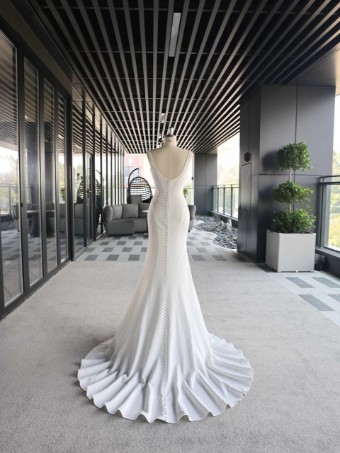 Iconic Collection Stephanie #1 default Ivory thumbnail