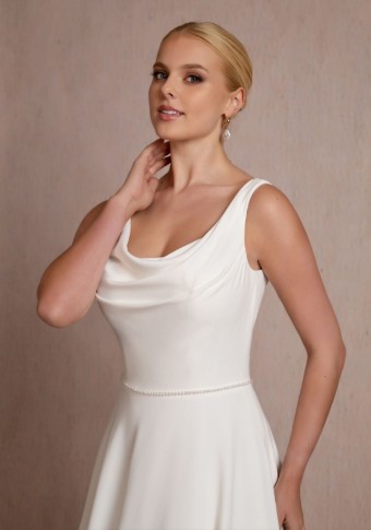 Iconic Collection Logan #2 Ivory thumbnail