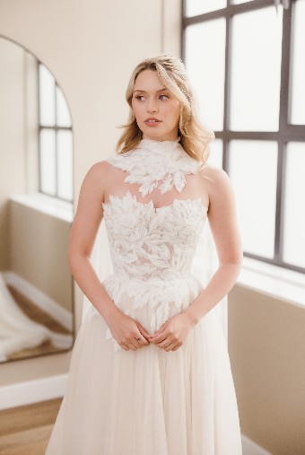 Iconic Collection Lydia #0 default Ivory/Nude thumbnail