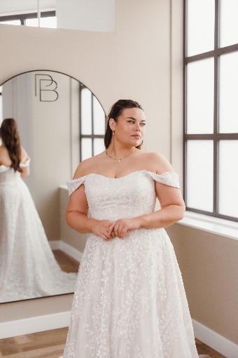Iconic Collection Lucia #0 default Ivory/Shell thumbnail