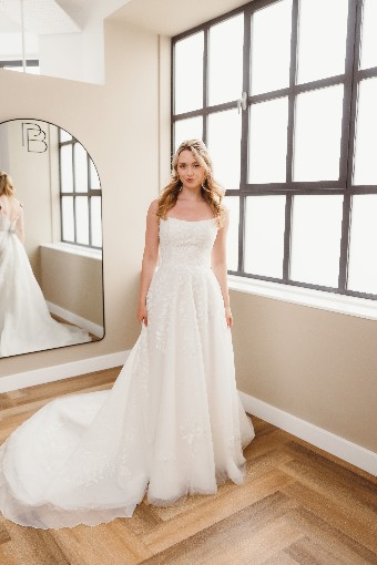 Iconic Collection Lexie #0 default Ivory thumbnail