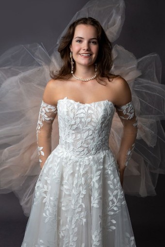 Iconic Collection Mila #2 Ivory/Shell thumbnail