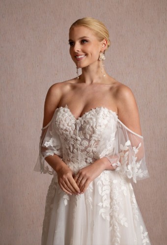 Iconic Collection Leona #2 Ivory/Almond thumbnail