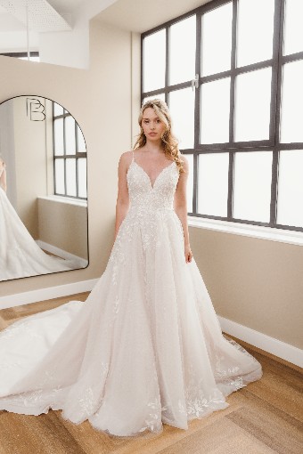 Iconic Collection Lola #0 default Ivory/Blush thumbnail