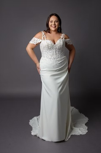 Iconic Collection Lux #0 default Ivory thumbnail