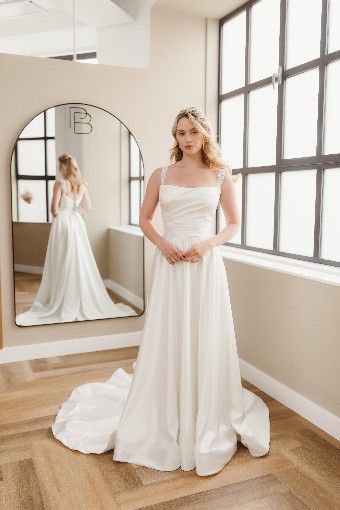 Iconic Collection Nadine #0 default Ivory/Nude thumbnail