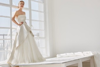 Ellis Bridals Elspeth #2 Ivory thumbnail