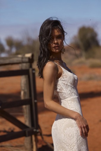 Evie Young Rue #1 Ivory/Sand thumbnail