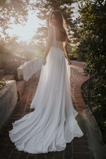 Allure Bridals Riya #2 Ivory/Nude thumbnail
