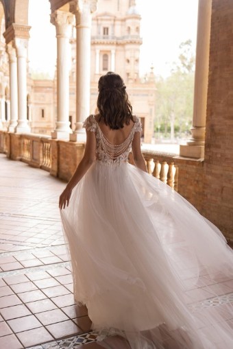 DAMA Couture Pavetta #0 default All Ivory thumbnail