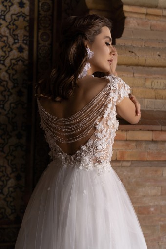 DAMA Couture Pavetta #2 default All Ivory thumbnail