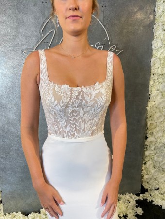 Iconic Collection Tabitha #1 Champ/Ivory/Nude thumbnail