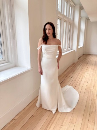 Iconic Collection Tania #0 default Ivory thumbnail