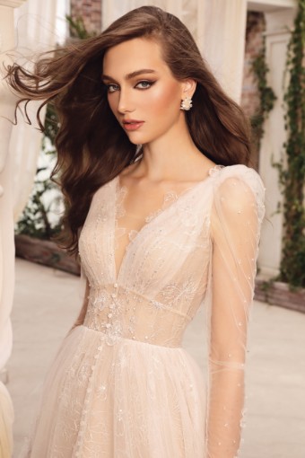 Iconic Collection Addey #1 Ivory/Sand/Light Nude thumbnail