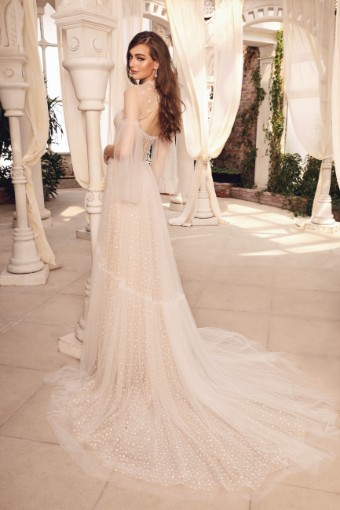 Iconic Collection Halle #4 default Ivory/Sand/Light Nude thumbnail