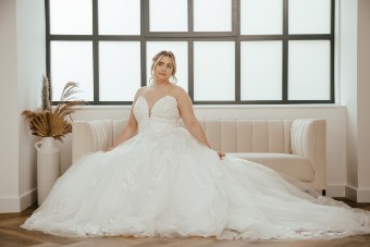 Iconic Collection Ally P #4 Ivory/Nude thumbnail