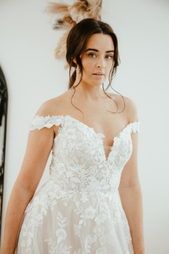 Iconic Collection Natalia #0 default Champ/Ivory/Nude thumbnail
