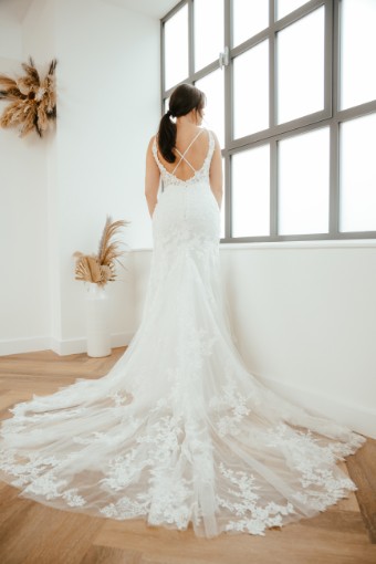 Iconic Collection Nolan #1 Ivory/Nude thumbnail